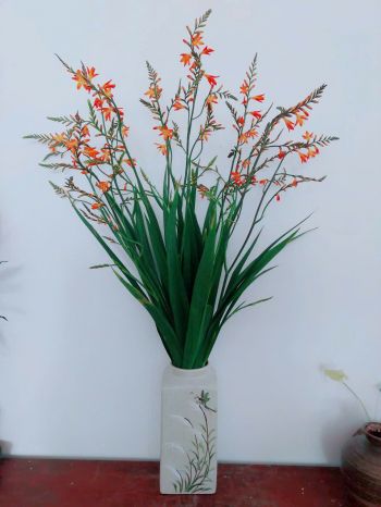 Bình hoa dáng hộp trà