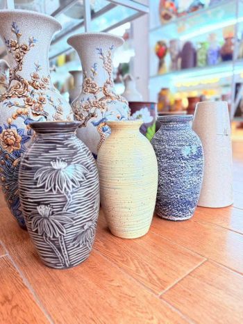 Bình hoa dáng Bom cao 29Cm, Gốm Sứ, Bát Tràng